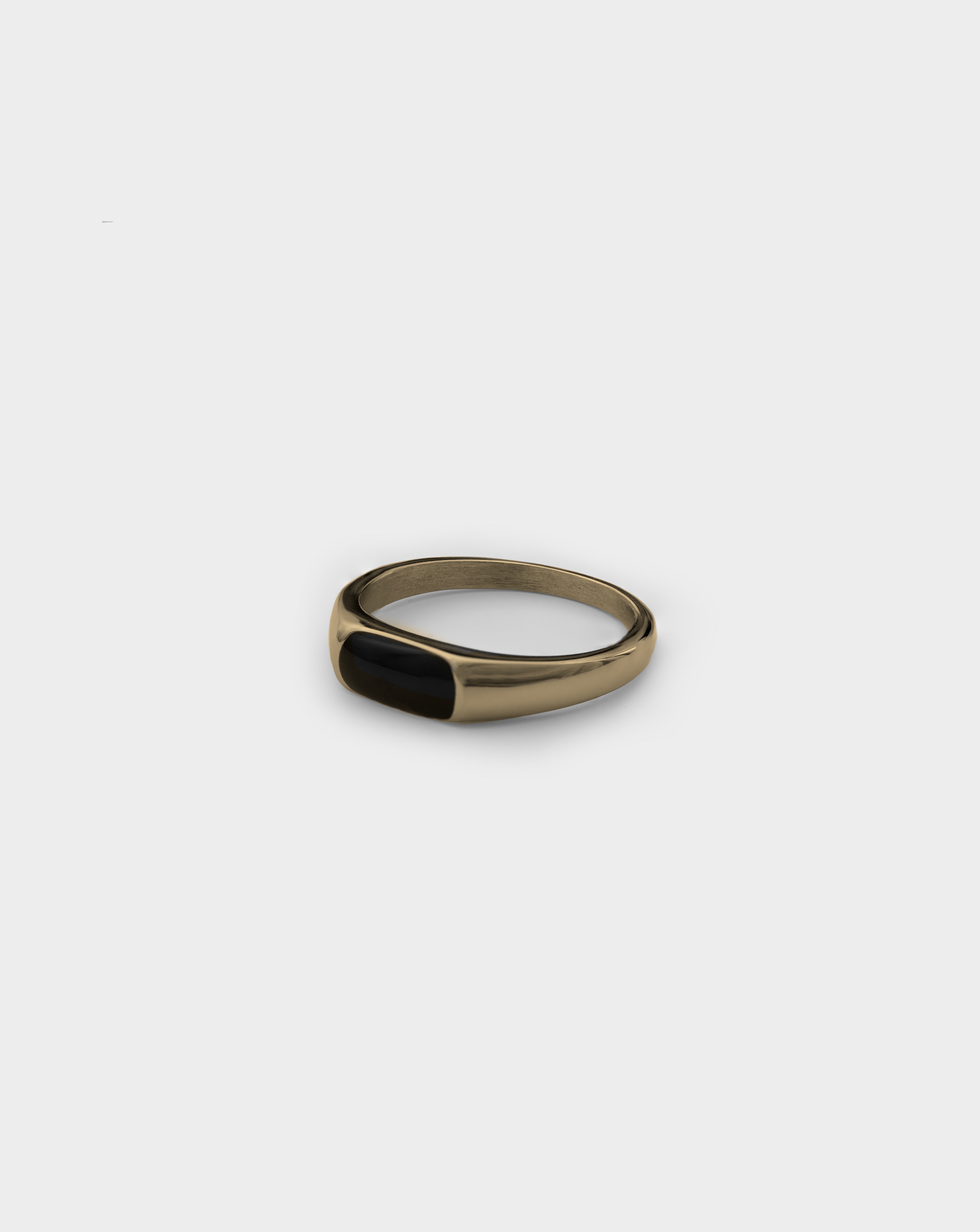 Men's Gold Signet Ring Small Side Acardi