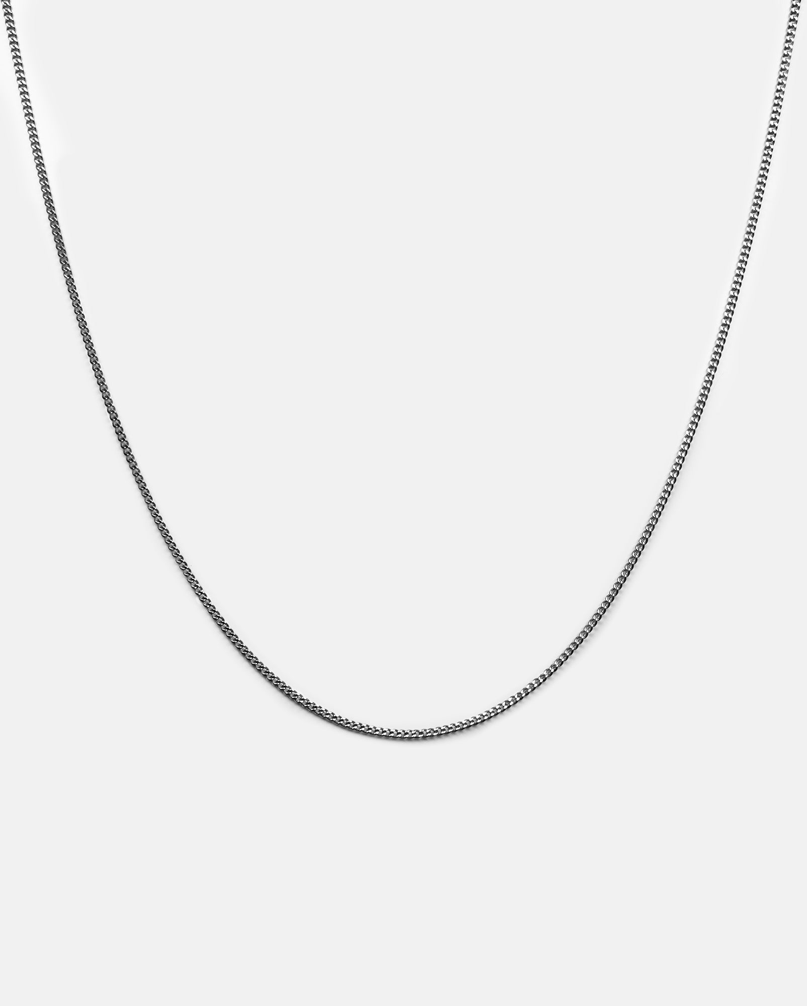 Silver thin Cuban chain necklace minimalistic Acardi on model. Men's jewellery