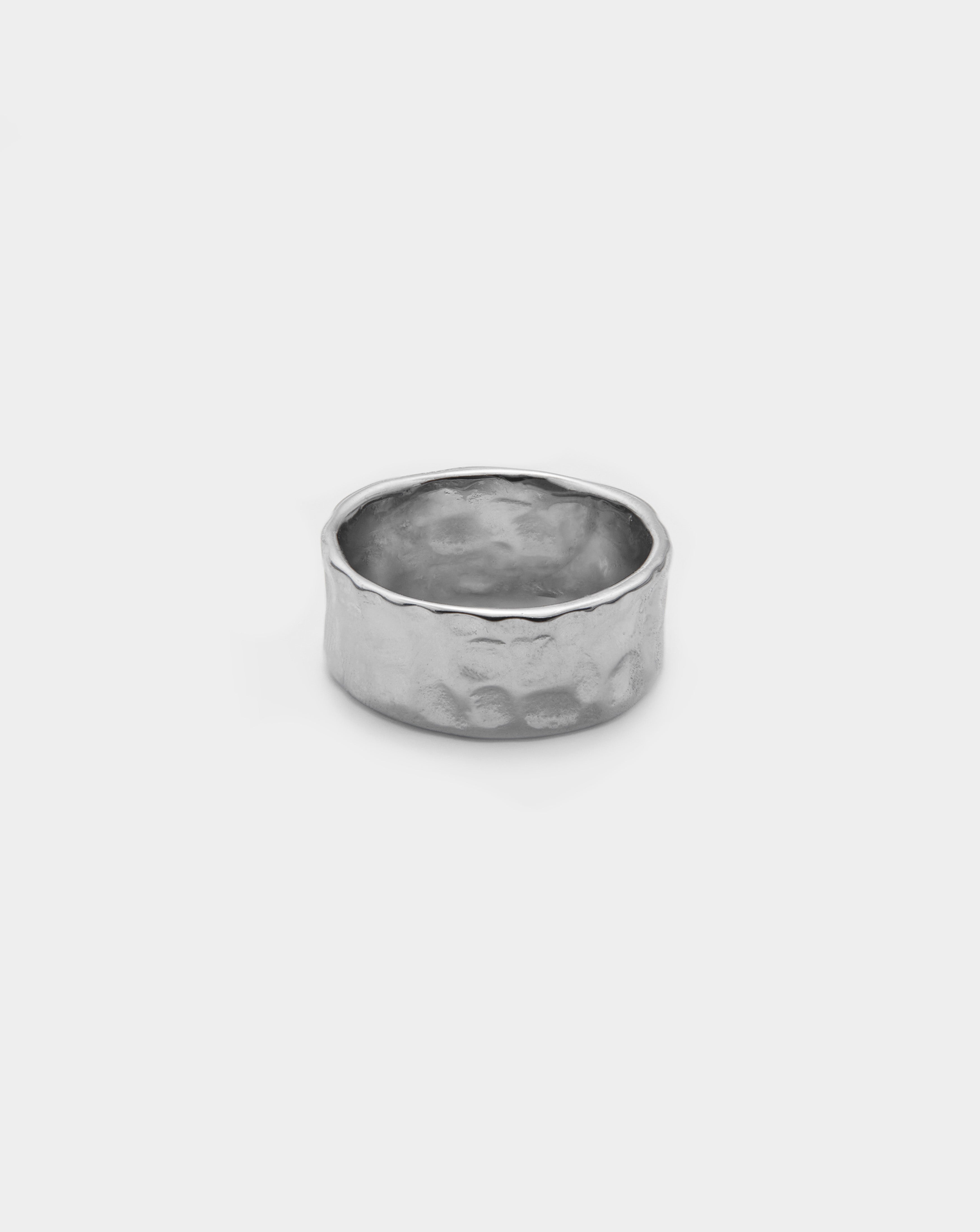 Men's Silver Band Ring Front Acardi. Minimalistic ring.